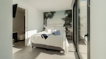 Ático, 2 habitaciones, vistas al mar | Sistema de insonorización, cunas gratuitas, wifi gratis y ropa de cama