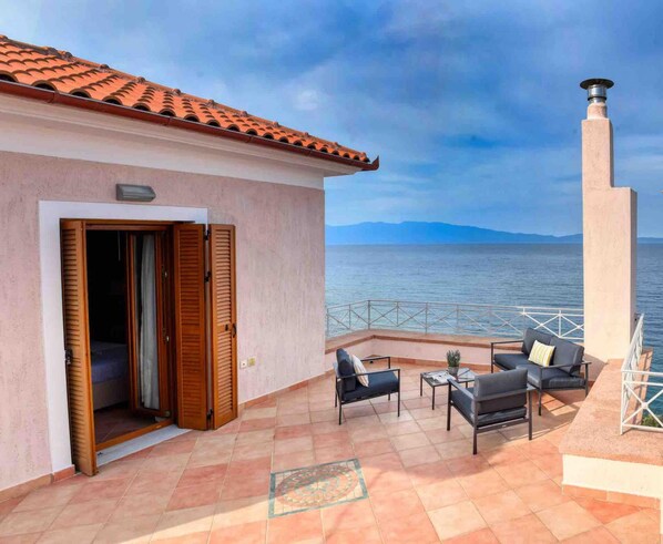 公寓 | 2 間臥室、書桌