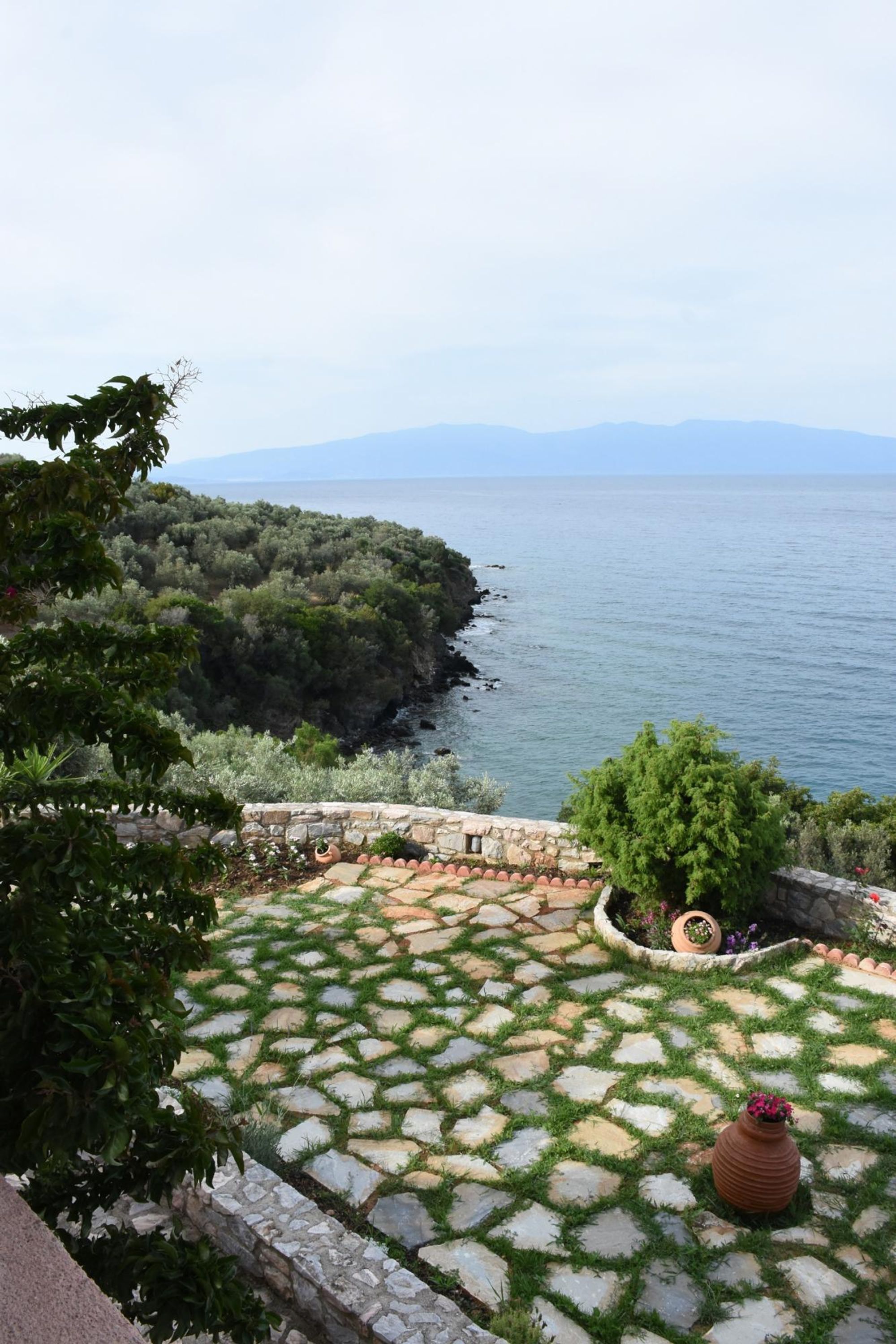 Apartment | 2 bedrooms, desk