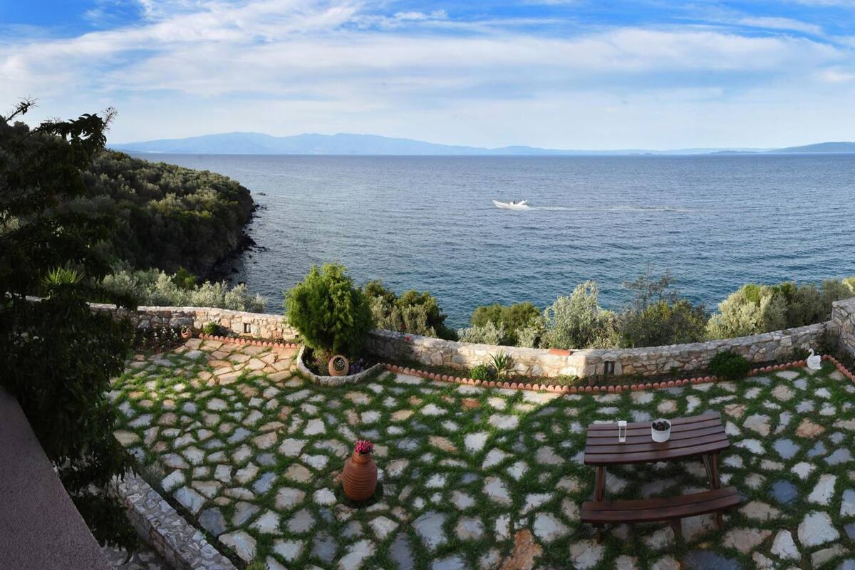 公寓 | 2 間臥室、書桌