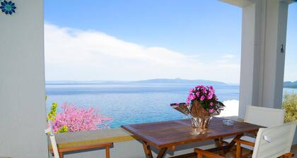 Goddesses Villa 2 in Nies