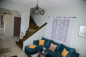 Apartment | 2 bedrooms, desk - Goddesses Villa 2 in Nies (Almyros)