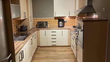 Apartment | Private kitchen | Fridge, microwave, oven, stovetop