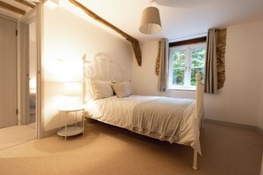 4 soverom, strykejern/-brett, wi-fi og sengetøy