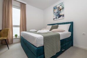 2 bedrooms, in-room safe, iron/ironing board, free WiFi - Two-bedroom apartment with pool  (Novalja)