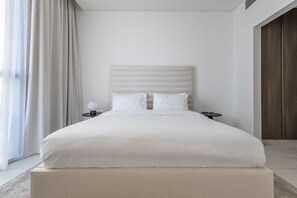 1 bedroom, individually decorated, iron/ironing board, free WiFi - SuperHost - Serene 1BR in District One With Artificial Beach (Dubai)