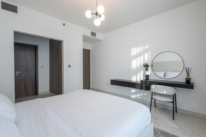 Classic Apartment | 1 bedroom, individually decorated, iron/ironing board, free WiFi - SuperHost - Serene 1BR in District One With Artificial Beach (Dubai)