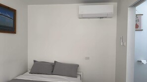 1 soverom, strykejern/-brett, wi-fi og sengetøy