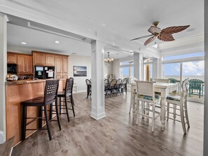 Dining - A Shore Thing - 6BR Oceanfront House in North Topsail - Sleeps 16 (North Topsail Beach)