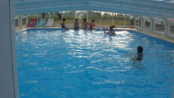 Piscine extérieure, piscine chauffée