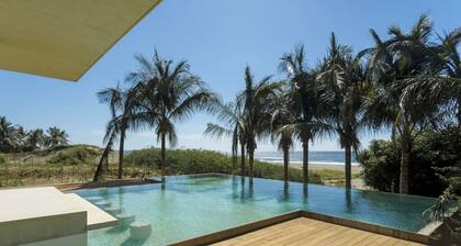 Exclusive House 6BR Beachfront in Puerto Escondido