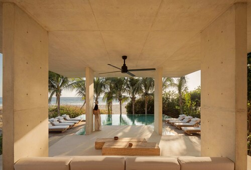 Exclusive House 6BR Beachfront in Puerto Escondido
