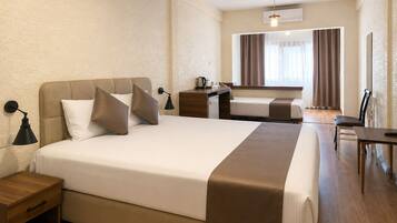 Deluxe Room | 1 bedroom, WiFi (free), bed sheets
