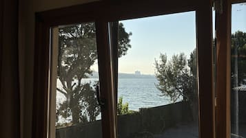1 bedroom, WiFi (free), bed sheets