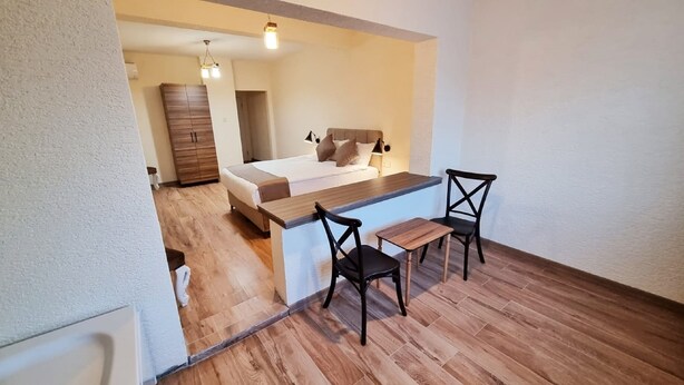 Superior Room | 1 bedroom, WiFi (free), bed sheets - La Pearl Konaklama (Istanbul)