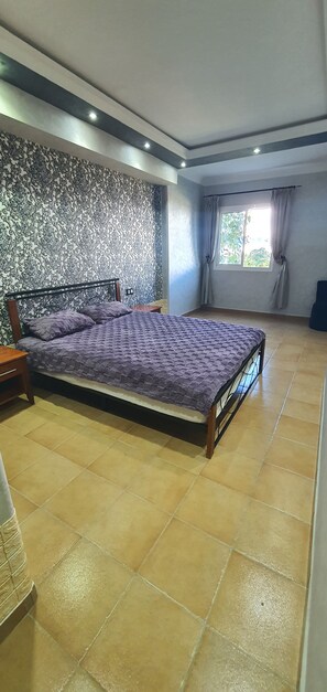 Family Apartment | 2 bedrooms, Egyptian cotton sheets, premium bedding, down comforters - KABILA VISTA C1 (Allyene)