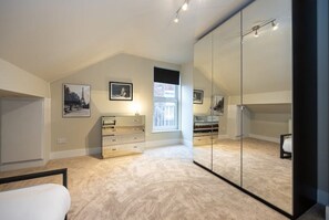 2 habitaciones, tabla de planchar con plancha y wifi gratis