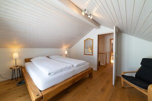 1 chambre, bureau, Wi-Fi gratuit, draps fournis