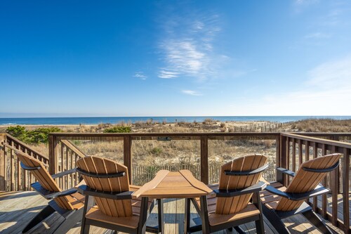 New Listing!  Beautiful 4 bedroom oceanfront townhome