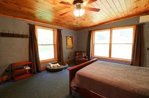 4 habitaciones, acceso a internet y ropa de cama 