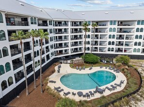 Pool - Oceanfront Condo in Wild Dunes! Community Pool! Great View Looking at Ocean! (Isle Of Palms)