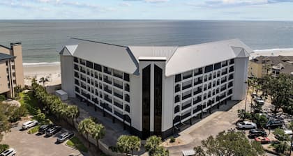 Oceanfront Condo in Wild Dunes! Community Pool! Great View Looking at Ocean!