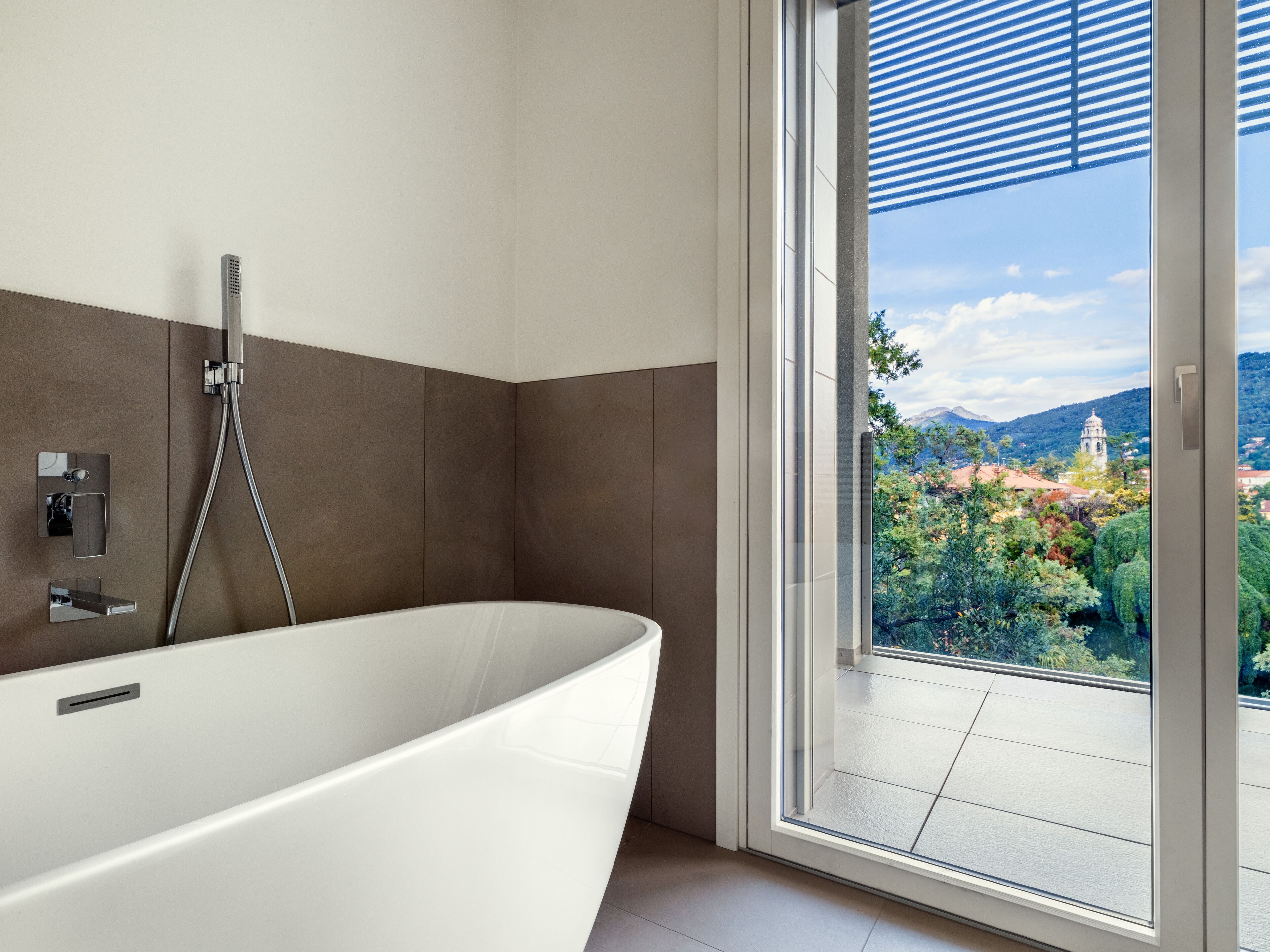 Free toiletries, bidet, towels