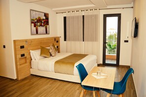 6 habitaciones, wifi gratis y ropa de cama 