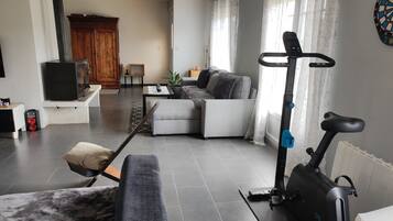 TV connectée, cheminée