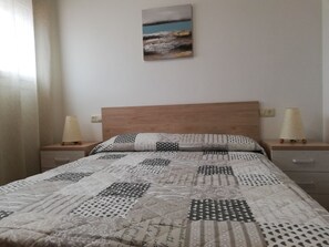 4 soverom, safe på rommet, strykejern/-brett og wi-fi