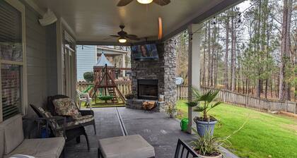 Peaceful Golf Course Retreat