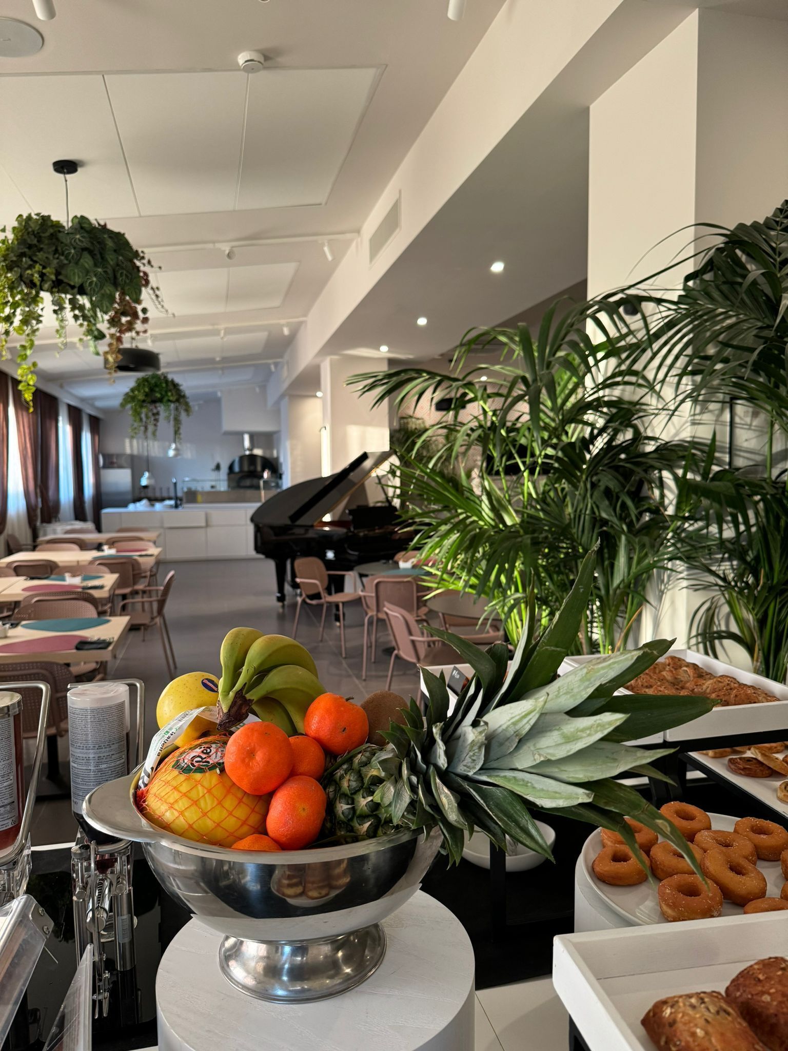 Daily buffet breakfast (EUR 10 per person)