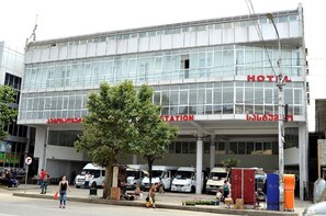 Exterior - Hotel Okriba (Kutaisi)