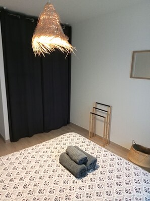 3 camere, culla da viaggio, Wi-Fi, lenzuola