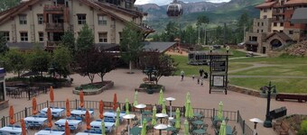 Blue Mesa Lodge 32A by Avantstay Located In The Heart Of Mountain Village w/ Prime Skiing Access