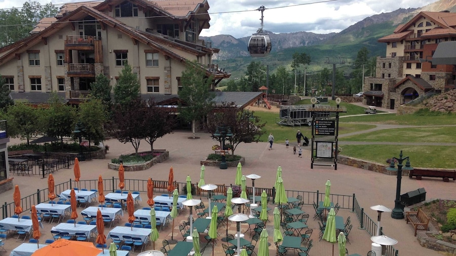 Blue Mesa Lodge 32A by Avantstay Located In The Heart Of Mountain Village w/ Prime Skiing Access