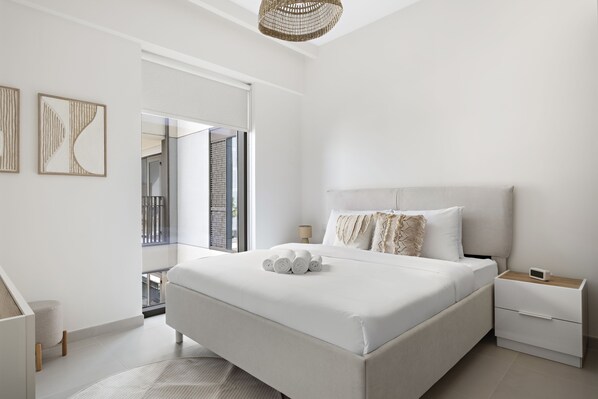1 bedroom, in-room safe, iron/ironing board, free WiFi - Summery 1BR APT in Creek Beach (Dubai)