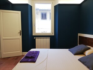 1 Schlafzimmer, Reisekinderbett, kostenloses WLAN, Bettwäsche