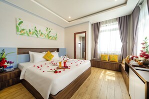 Deluxe Room with City View | Down duvets, memory-foam beds, minibar, in-room safe - The Palms Hotel Phan Thiet (Phan Thiet)