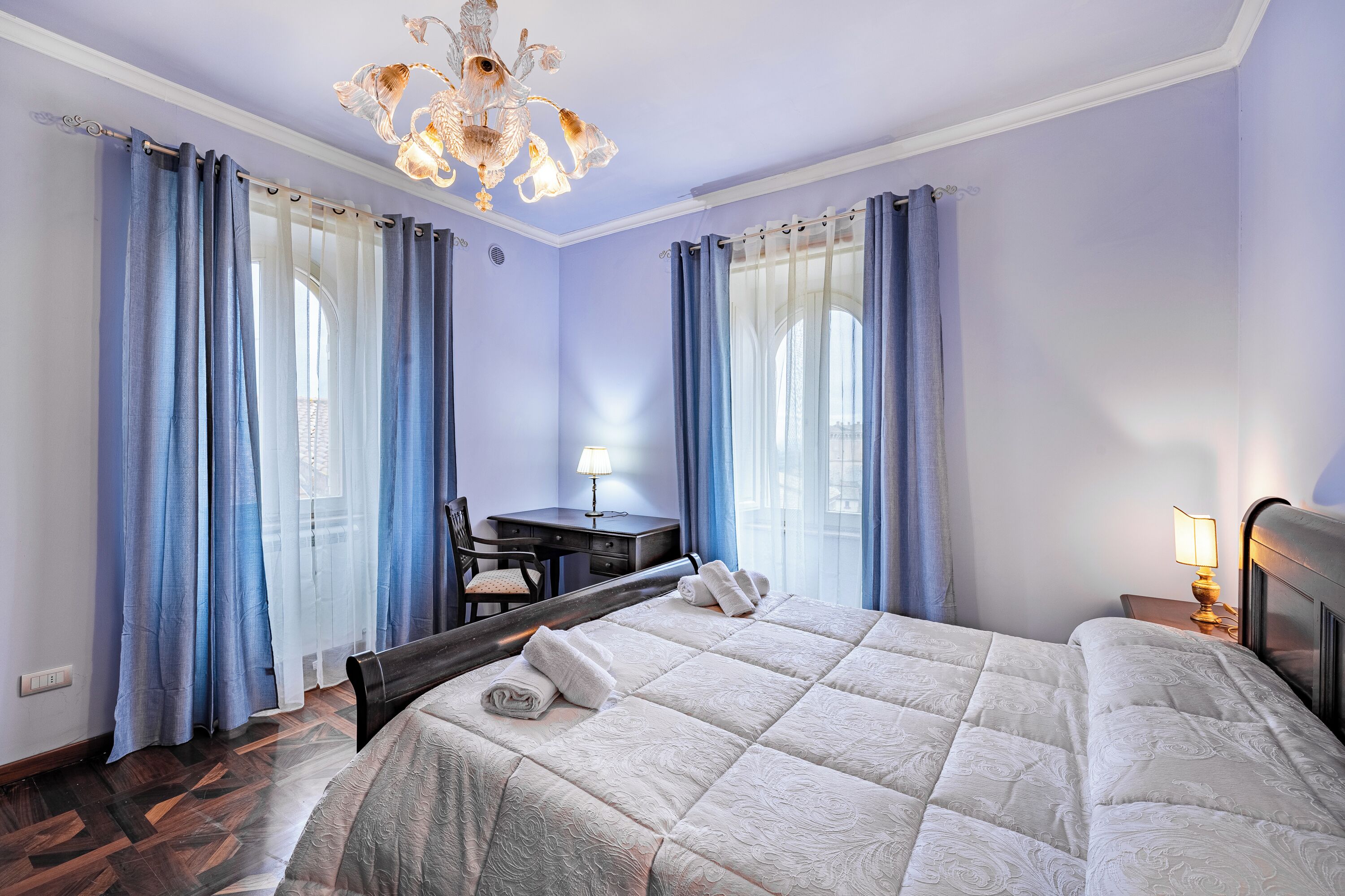 3 bedrooms, in-room safe, laptop workspace, iron/ironing board