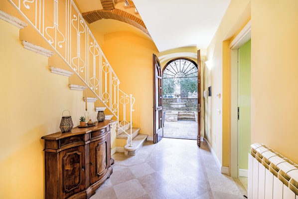 Family Villa, 3 Bedrooms, Balcony (Beautiful Villa With Private Spa) | Interior - Beautiful Villa With Private Spa (Alviano)