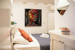 Comfort-Apartment, 2 Schlafzimmer, Nichtraucher | 2 Schlafzimmer, Schreibtisch, Bügeleisen/Bügelbrett, Reisekinderbett