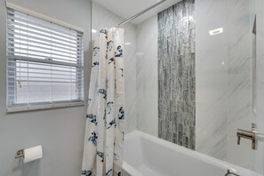 Hus (3 Bedrooms) | Innvendig