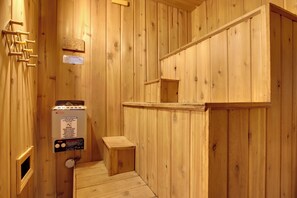 Apartment (4 Bedrooms) | Interior - Iron River Condo w/ Gas Grill Near Skiing + Hiking (Iron River)