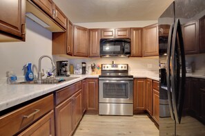 Apartment (4 Bedrooms) | Interior - Iron River Condo w/ Gas Grill Near Skiing + Hiking (Iron River)