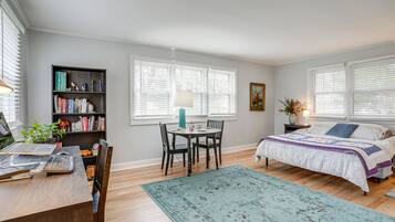 House (3 Bedrooms) | 3 bedrooms, iron/ironing board, bed sheets