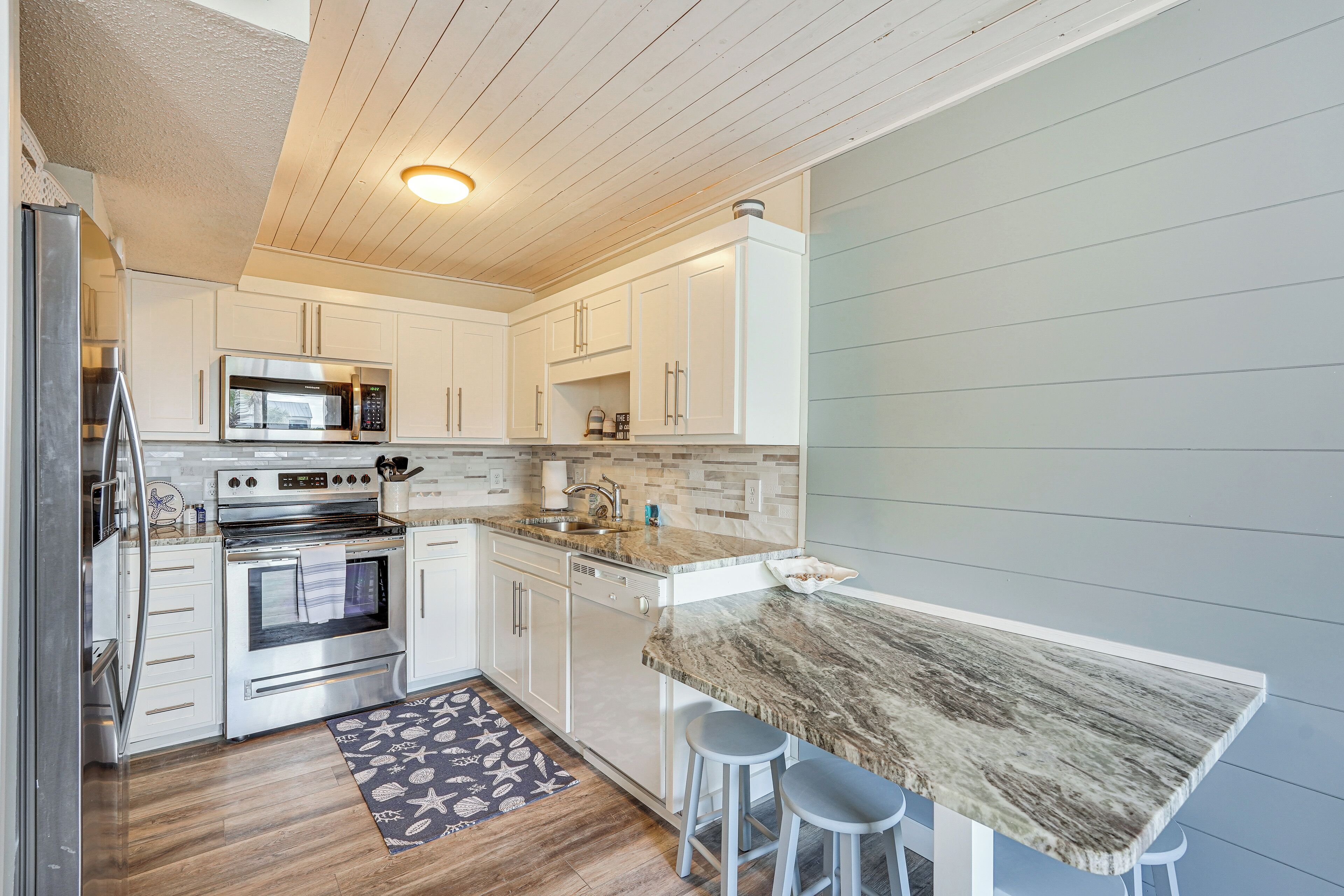 Apartment (1 Bedroom) | Interior