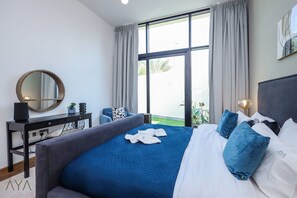 3 bedrooms, individually decorated, iron/ironing board, free WiFi - Aya - Oasis in Al Muntazah: 3BR Villa with Private Pool (Abu Dhabi)