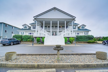 Apartment (1 Bedroom) | Interior