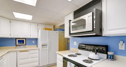 Anchorage Vacation Rental Near Coastal Trail!